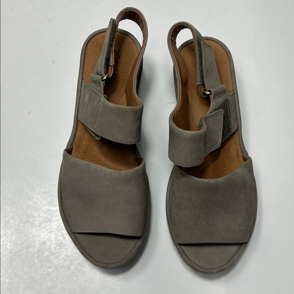 Clarks Clarene Allure Wedge Sandals Beige Taupe Leather Nubuck Womens Shoe SZ 7